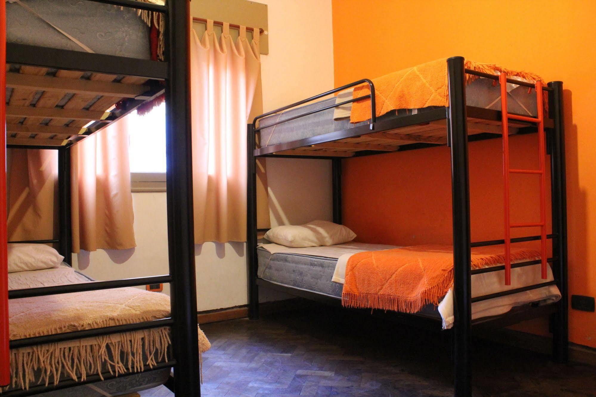 Turning Point Hostel Córdoba Kültér fotó